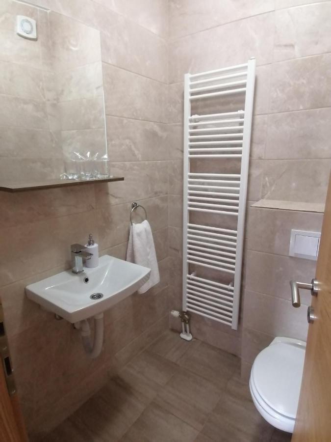 Farma&Apartmani Delić Korenica Zewnętrze zdjęcie